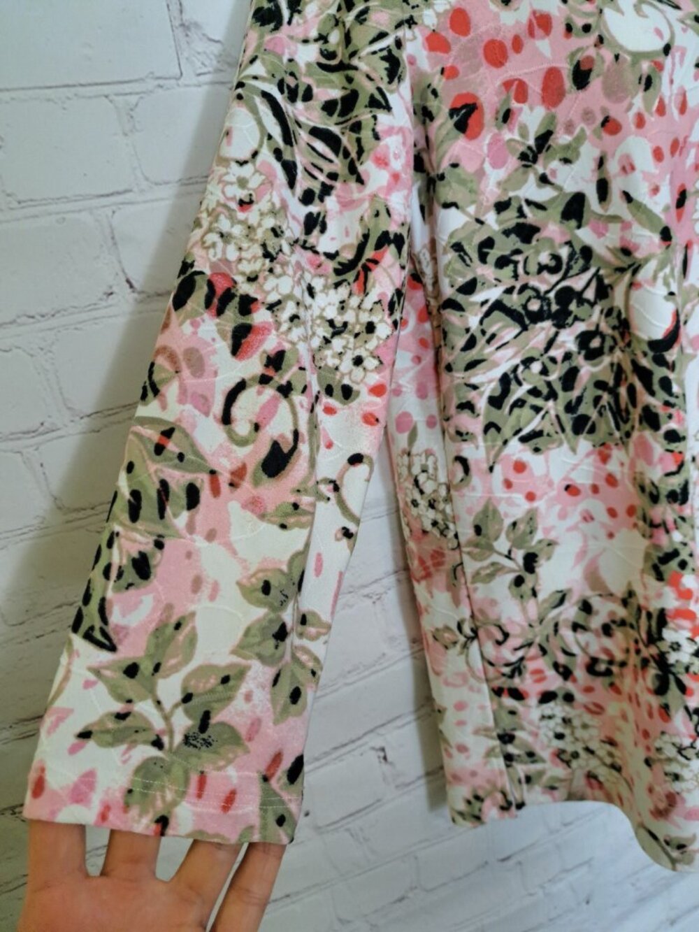 Cathy Abstract Floral Print Comfy Top Blouse Size Small - Picture 6 of 11